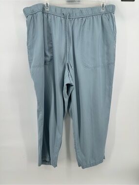 croft & barrow Comfy Light Blue Relaxed fit Cropped Pants Women's Size 2X